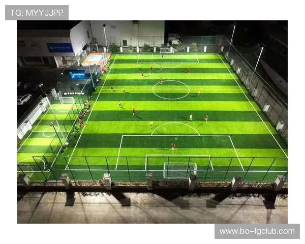 以草根力量为核心探讨足球训练服在全民健身与业余足球发展中的重要作用